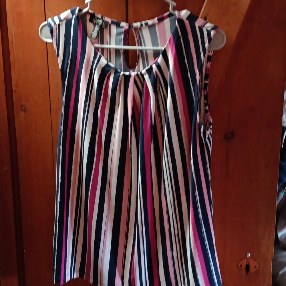 Jones NY top, size medium